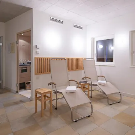 Отель Der Erlhof Restaurant & 3*