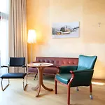 Der Erlhof Restaurant & Landhotel Τσελ αμ Ζέε