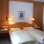 Der Erlhof Restaurant & Landhotel