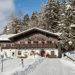 Der Erlhof Restaurant & Landhotel Hotel Zell am See