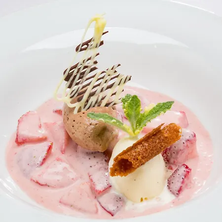 Der Erlhof Restaurant & 3* Целль-ам-Зеє