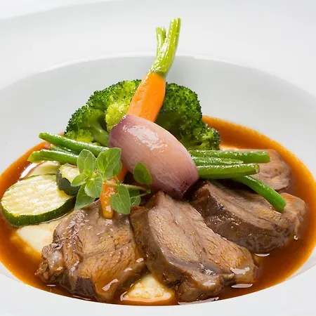 Der Erlhof Restaurant & מלון 3*