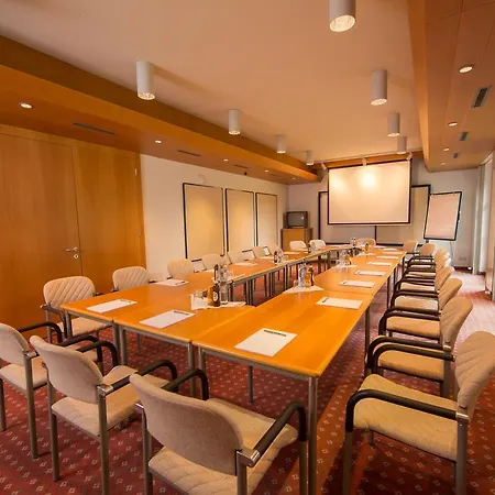 Der Erlhof Restaurant & Landhotel 3* Zell am See