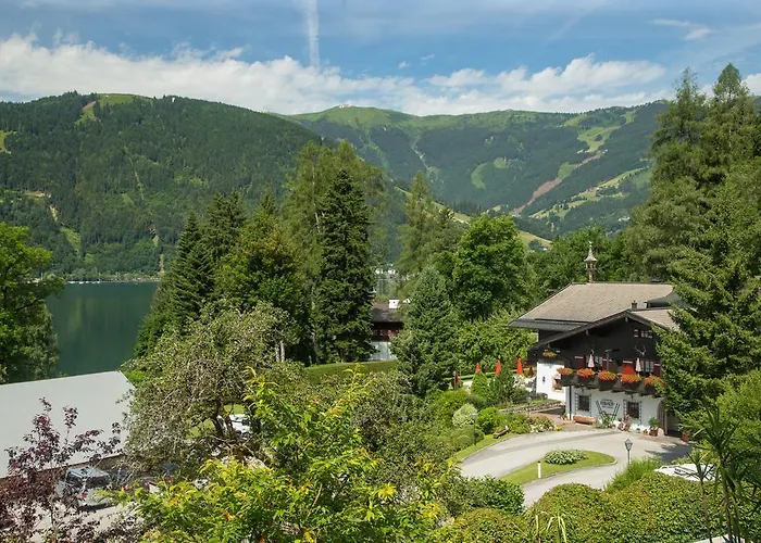 Der Erlhof Restaurant & Hotel 3*