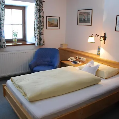 Der Erlhof Restaurant & Landhotel