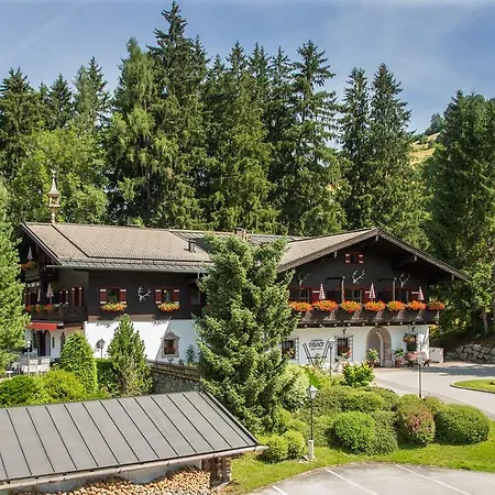 Der Erlhof Restaurant & Landhotel Τσελ αμ Ζέε