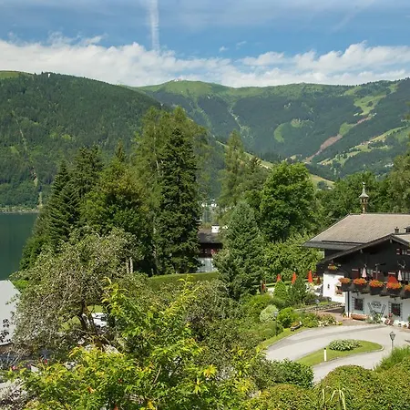 Der Erlhof Restaurant & Landhotel Ξενοδοχείο 3*