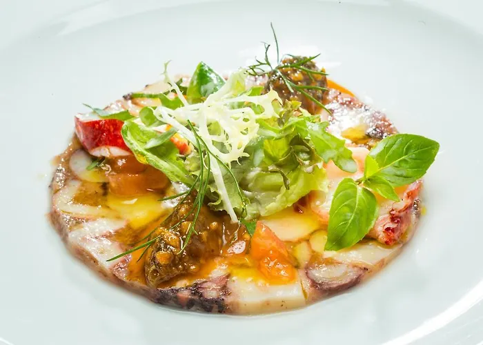 Der Erlhof Restaurant & Готель