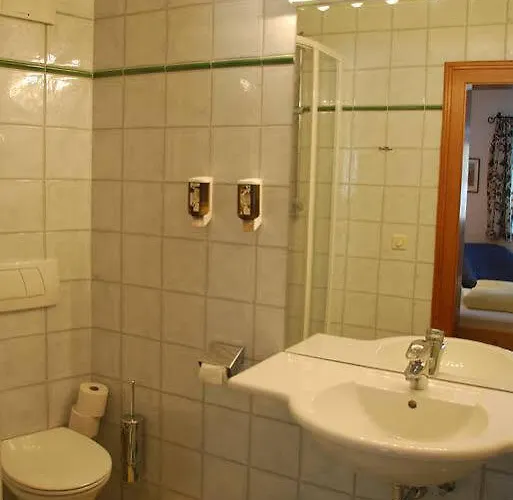 Der Erlhof Restaurant & 3*